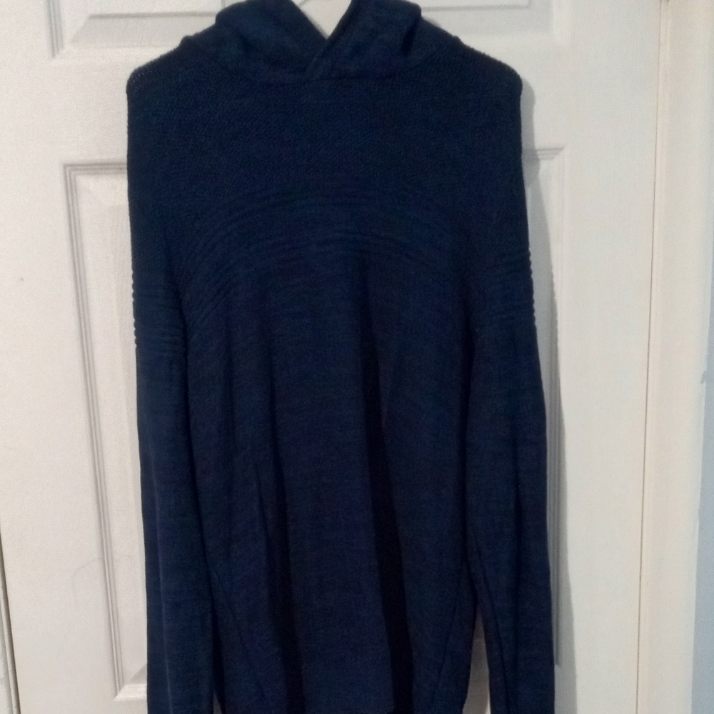 American Rag Men's Navy Crewneck Sweater